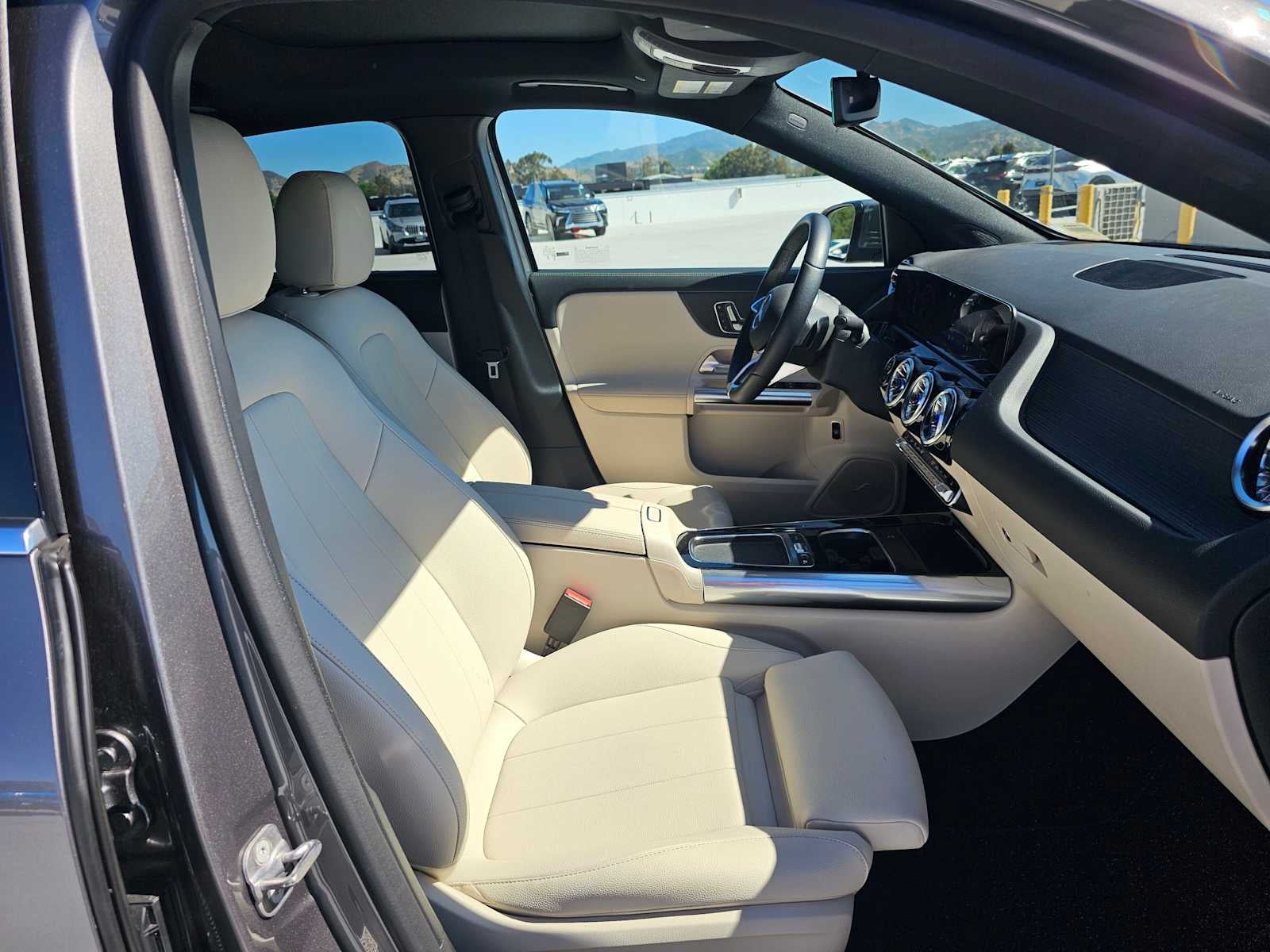 2026 Mercedes-Benz GLA 250 SUV