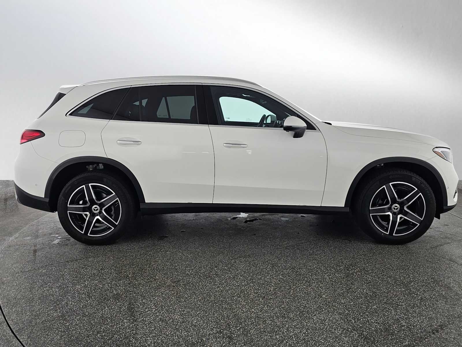 2026 Mercedes-Benz GLC 300 SUV