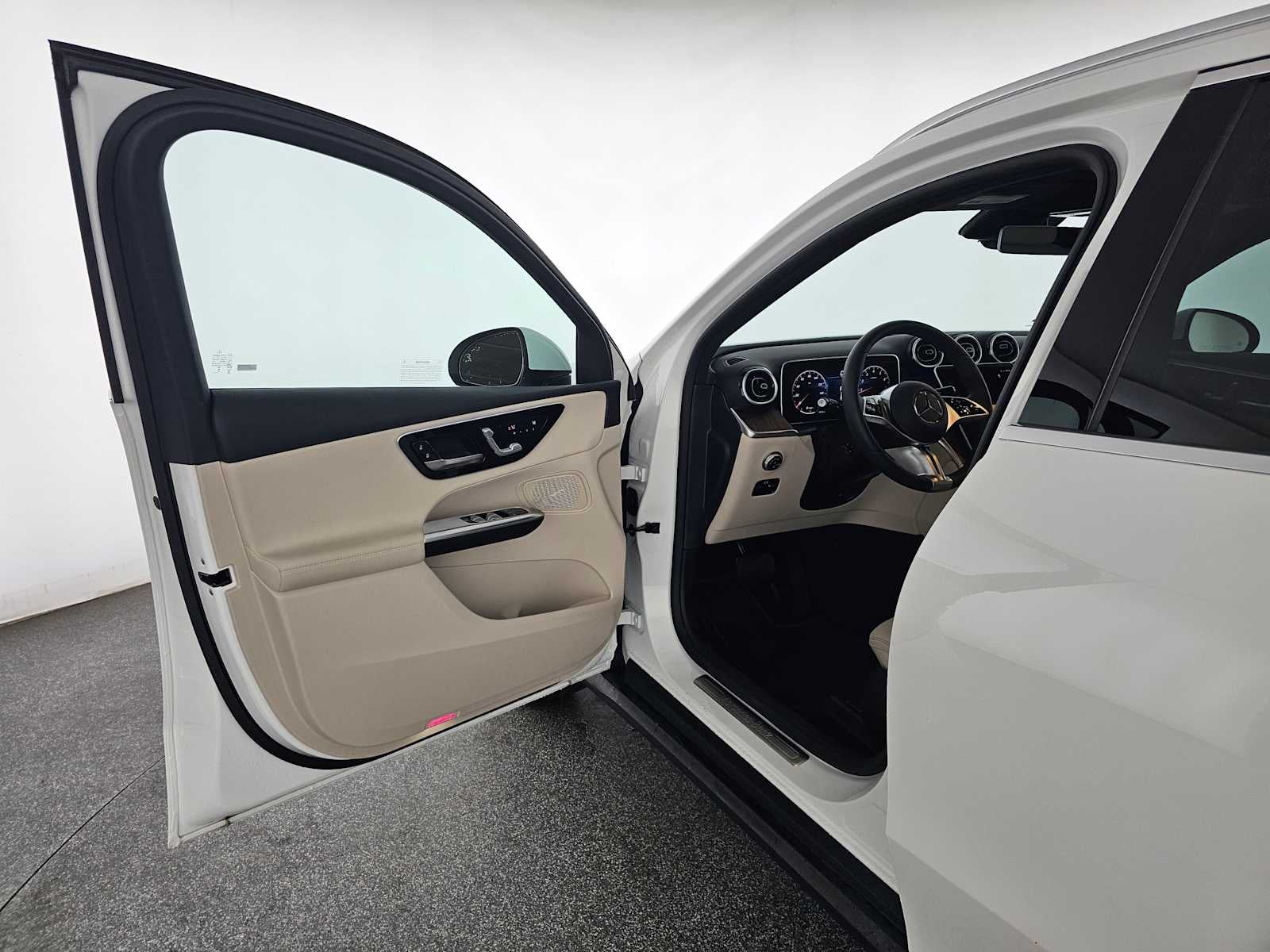 2026 Mercedes-Benz GLC 300 SUV