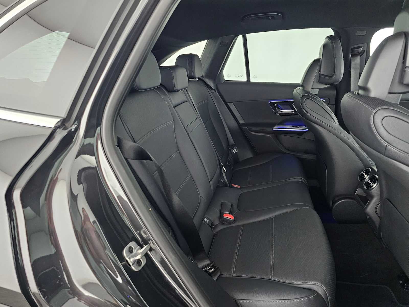 2026 Mercedes-Benz GLC 300 SUV