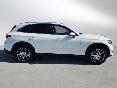 2025 Mercedes-Benz GLC 300 SUV