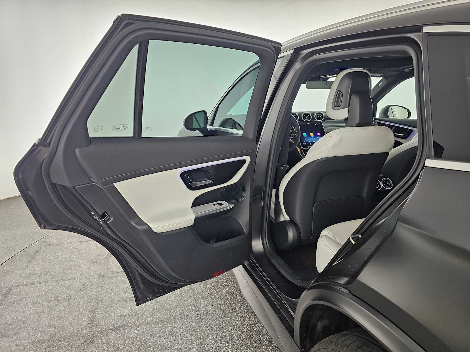 2026 Mercedes-Benz GLC 300 SUV