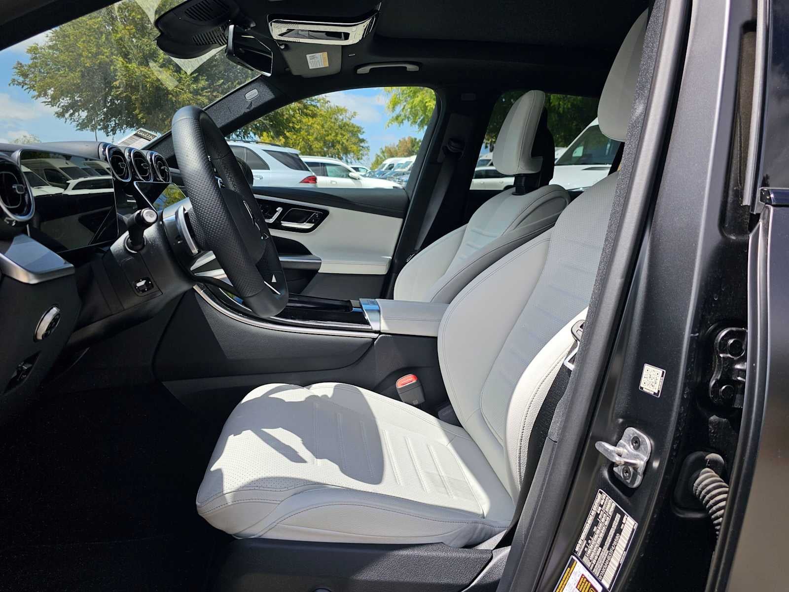 2026 Mercedes-Benz GLC 300 4MATIC® SUV
