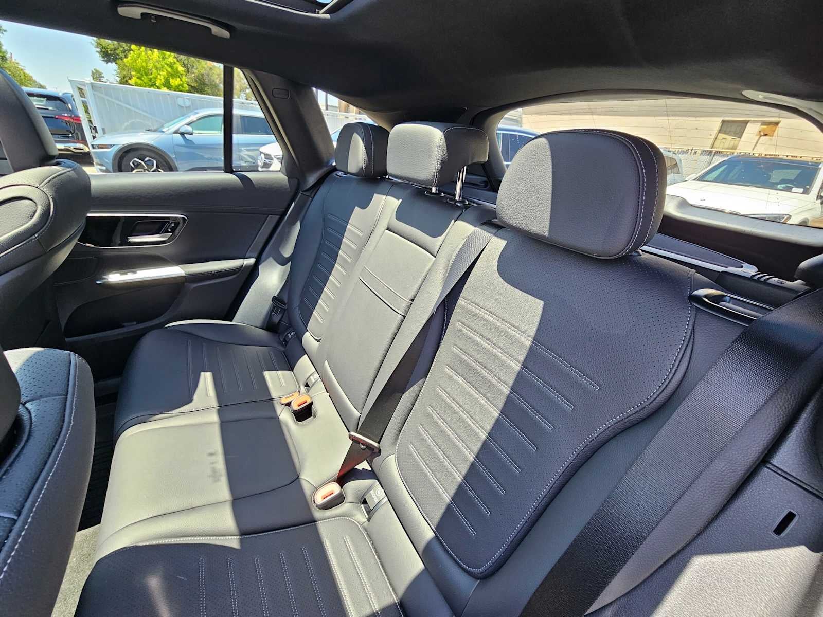 2026 Mercedes-Benz GLC 300 4MATIC® SUV