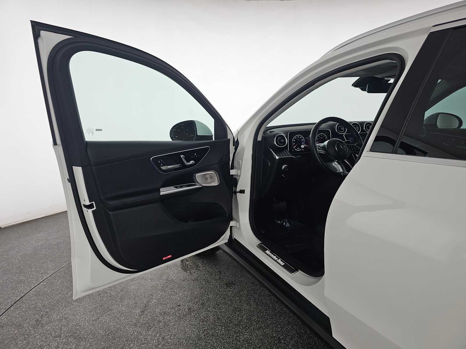 2023 Mercedes-Benz GLC 300 GLC 300