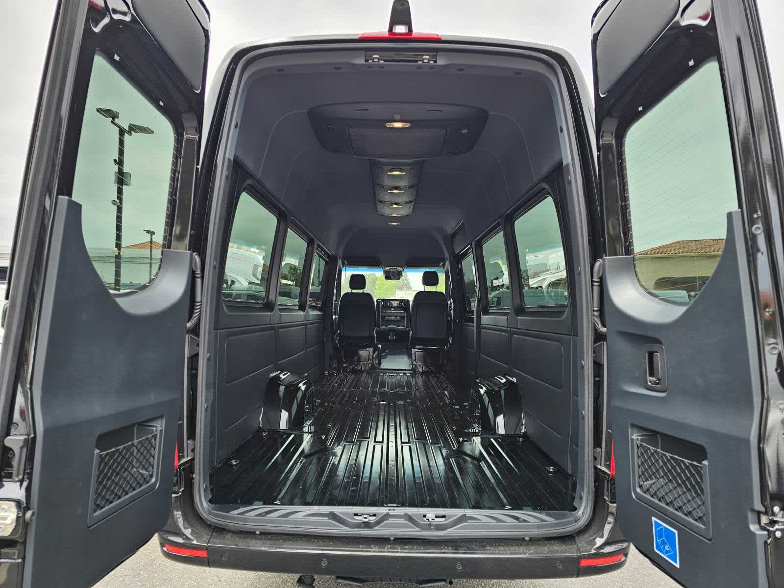 2024 Mercedes-Benz Sprinter 3500XD High Roof I4 Diesel HO 170" Extended RWD