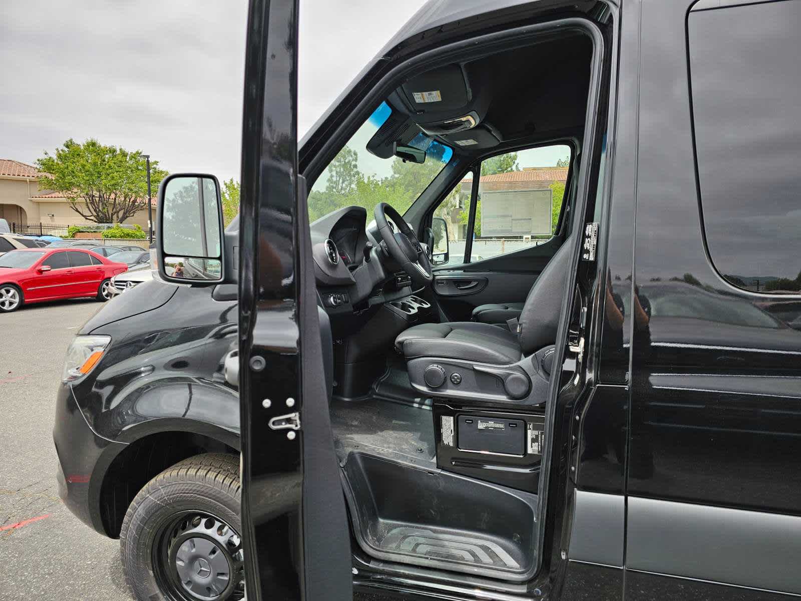 2024 Mercedes-Benz Sprinter 3500XD High Roof I4 Diesel HO 170" Extended RWD