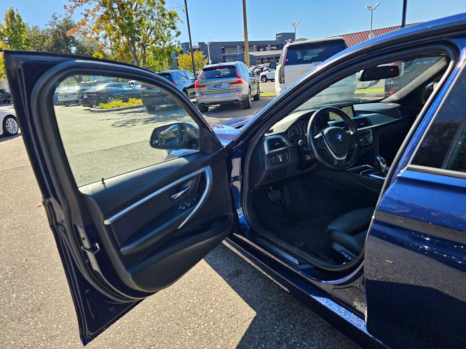 2018 BMW 330i xDrive 330i xDrive