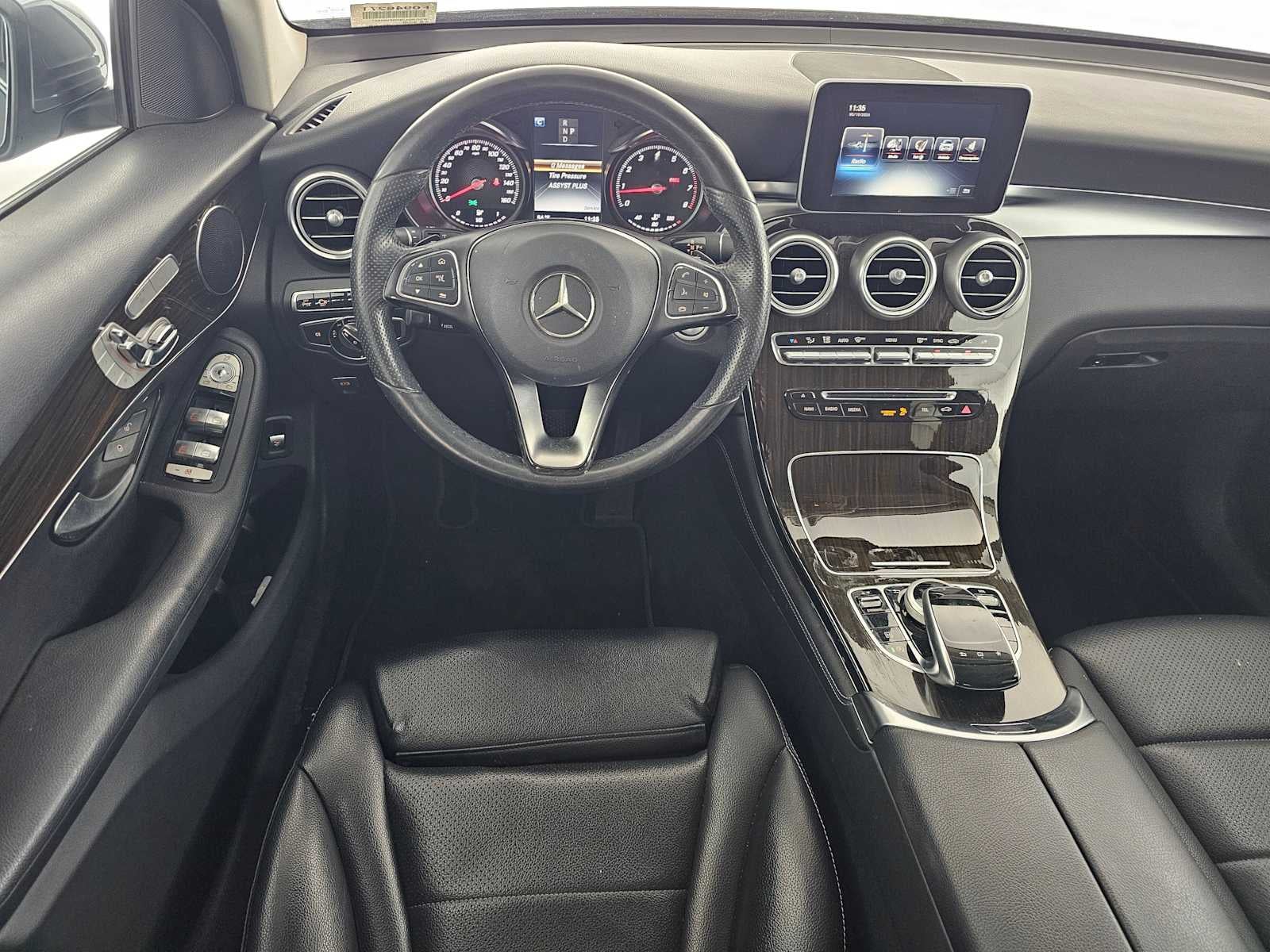 2016 Mercedes-Benz GLC 300 RWD 4dr