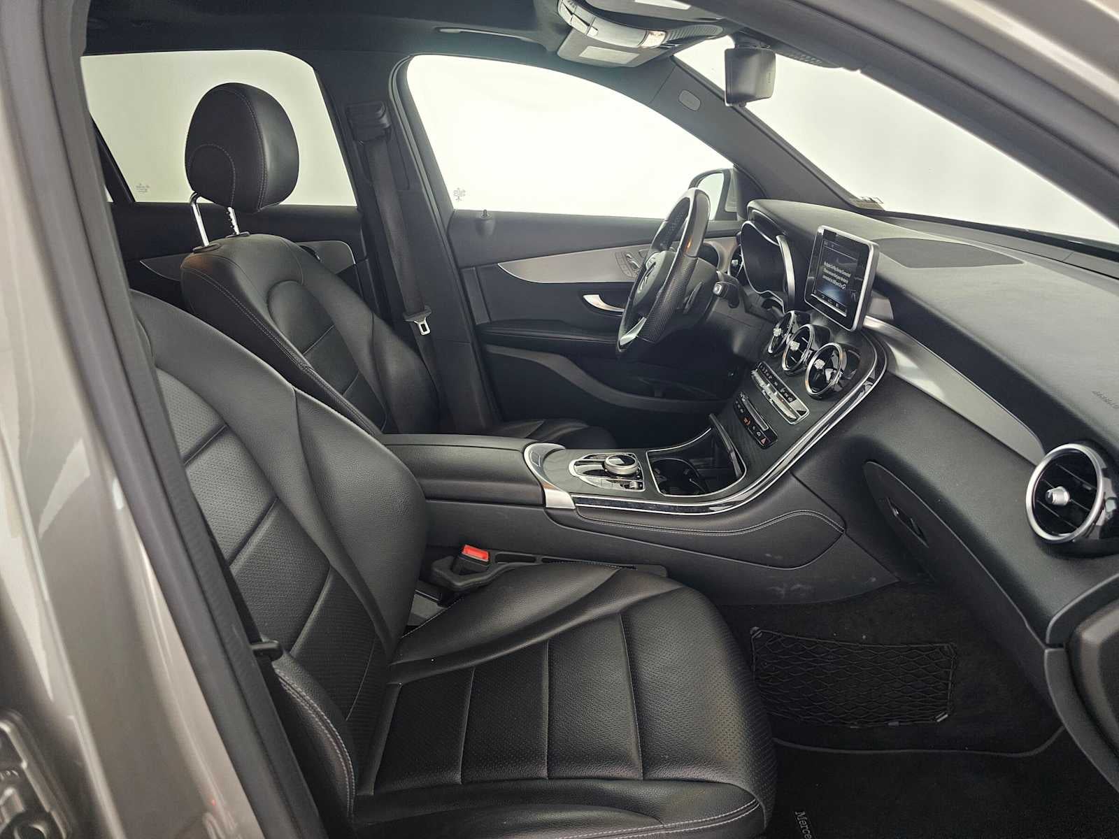 2019 Mercedes-Benz GLC 300 SUV