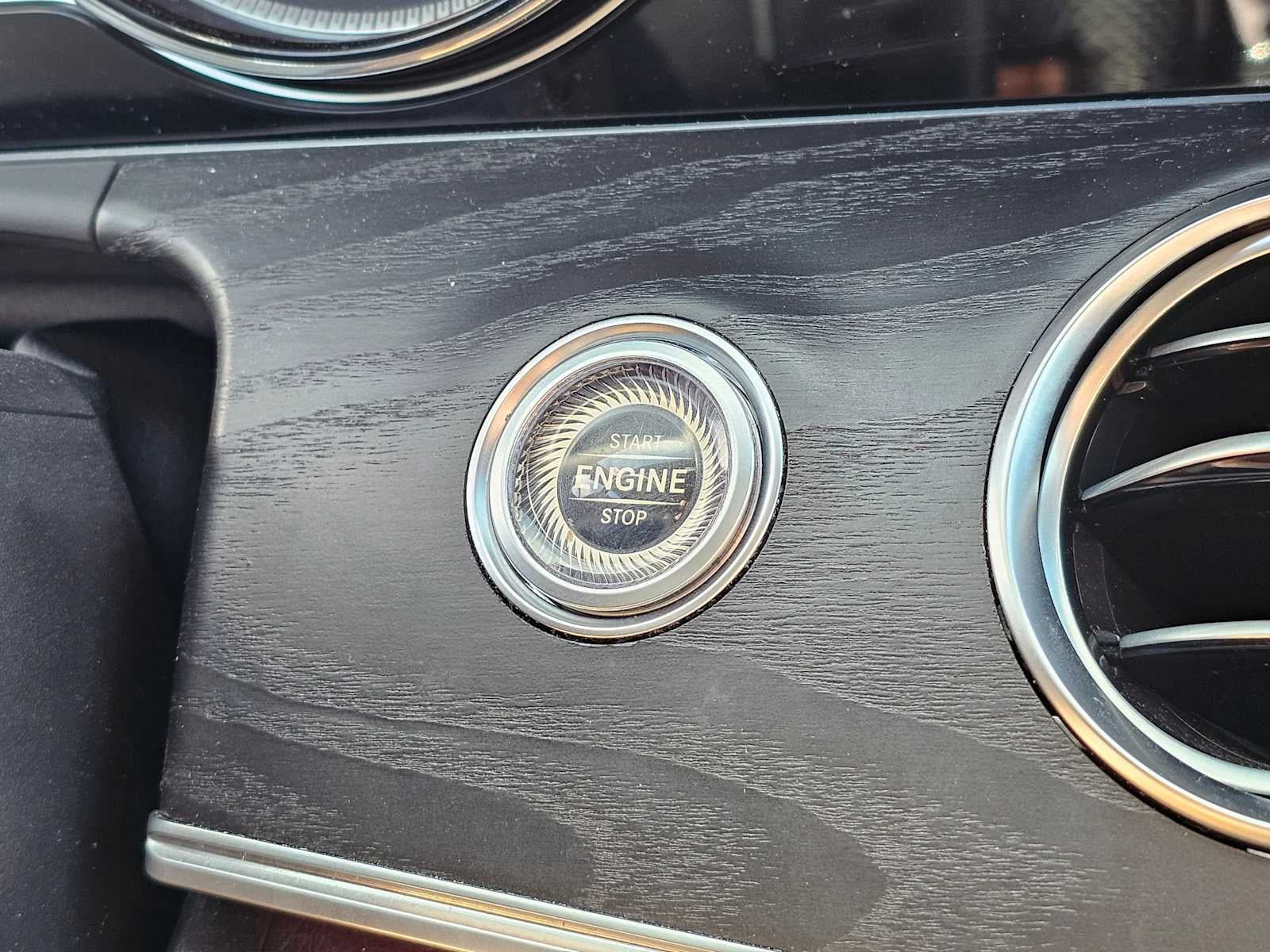 2017 Mercedes-Benz E 300 RWD Sedan