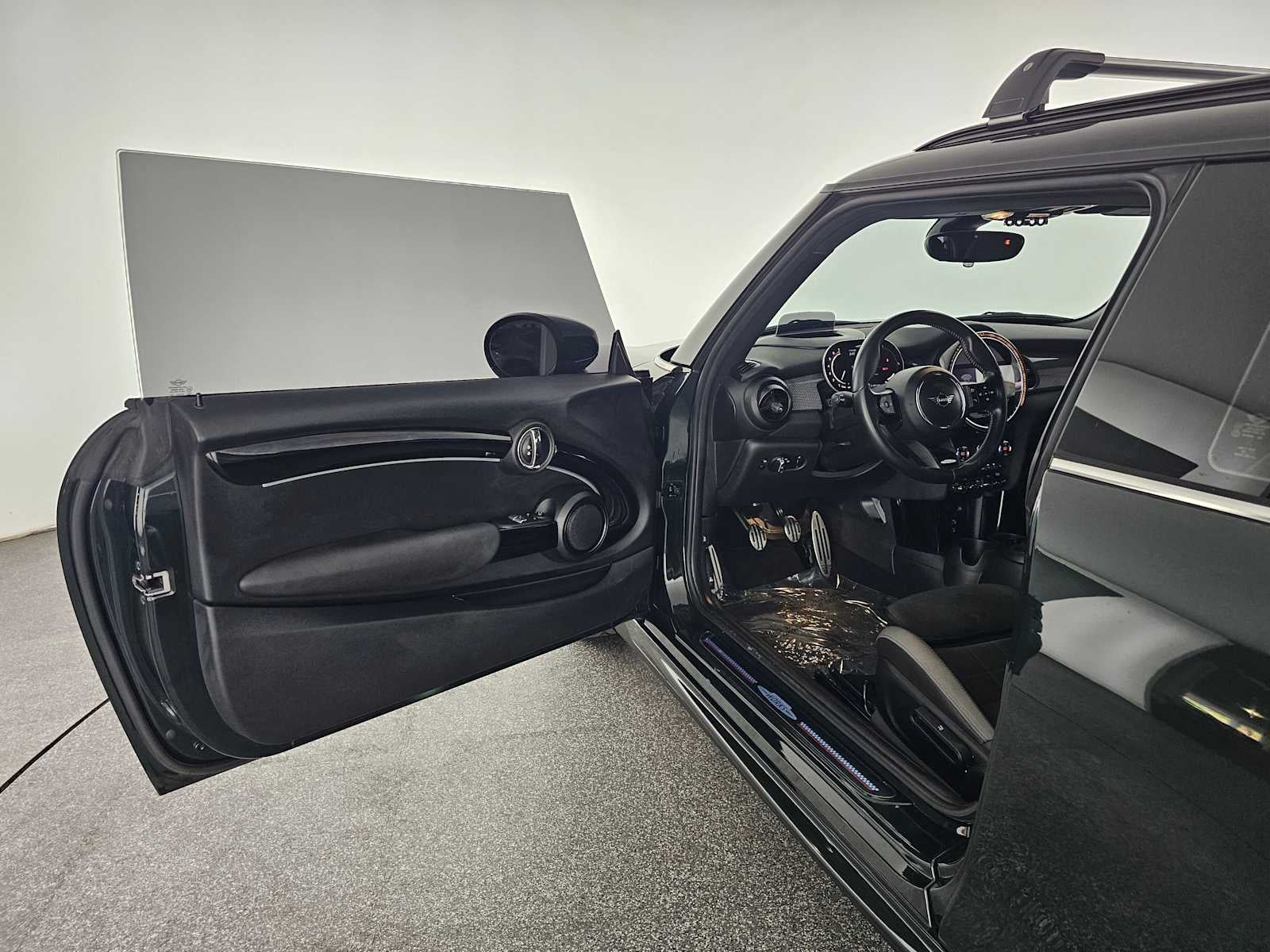 2023 MINI Hardtop 2 Door John Cooper Works