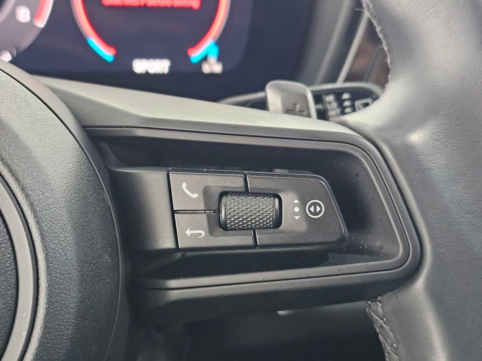 2025 Porsche Cayenne AWD