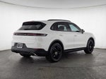 2025 Porsche Cayenne AWD