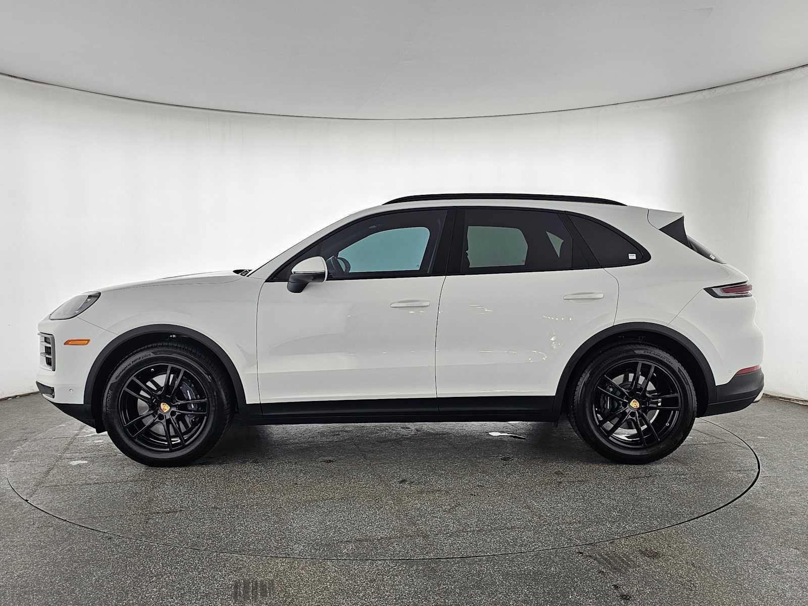 2025 Porsche Cayenne AWD