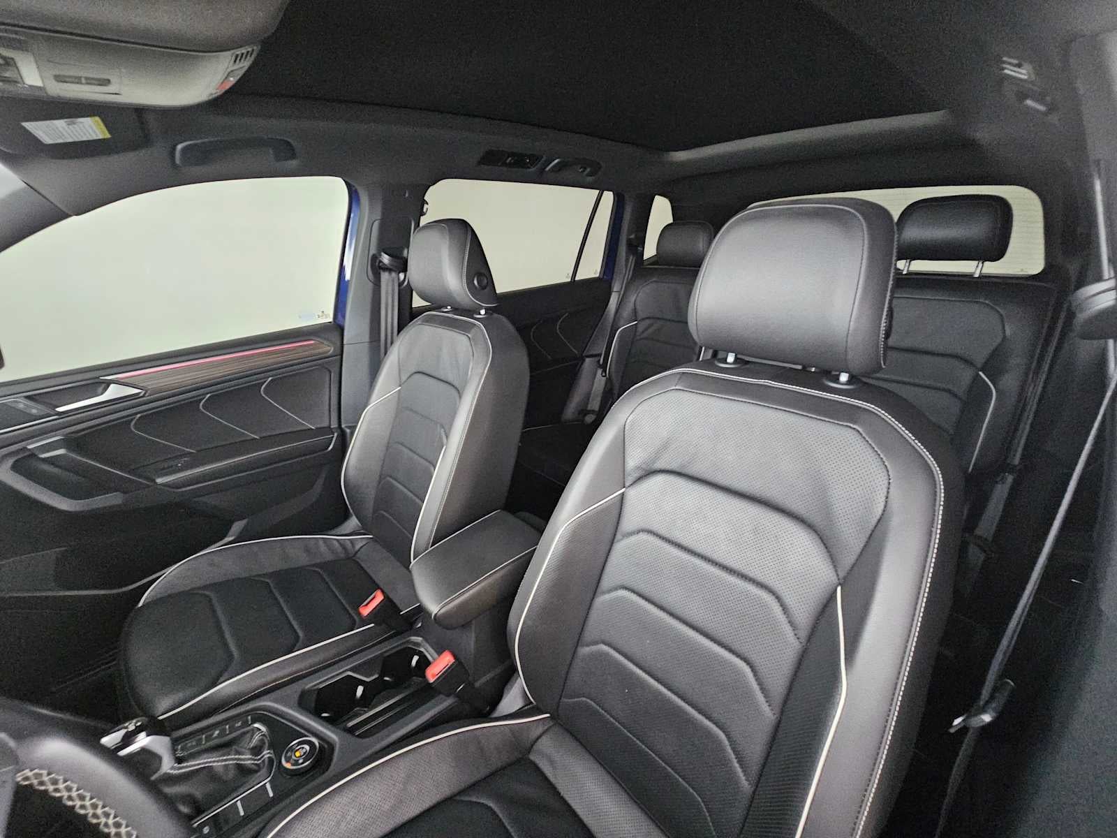 2023 Volkswagen Tiguan SEL R-Line