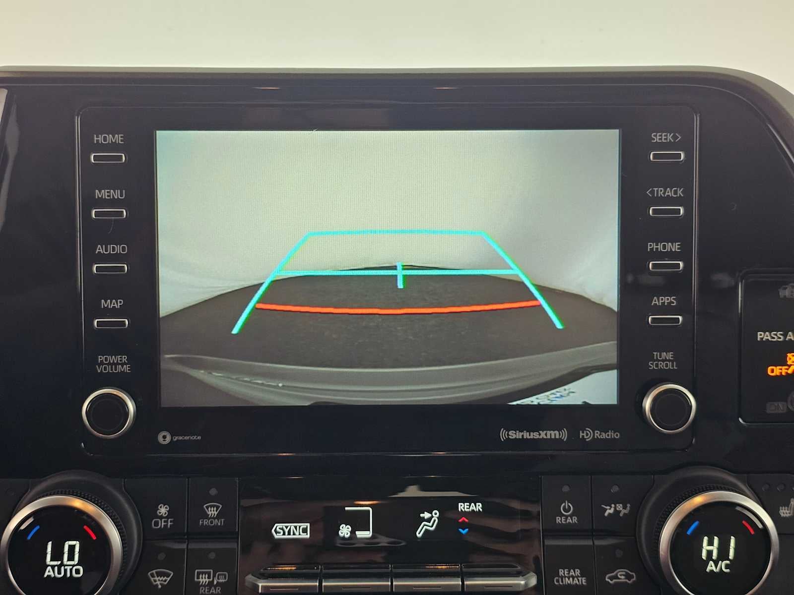 2022 Toyota Highlander Hybrid Bronze Edition