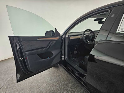 2023 Tesla Model Y RWD