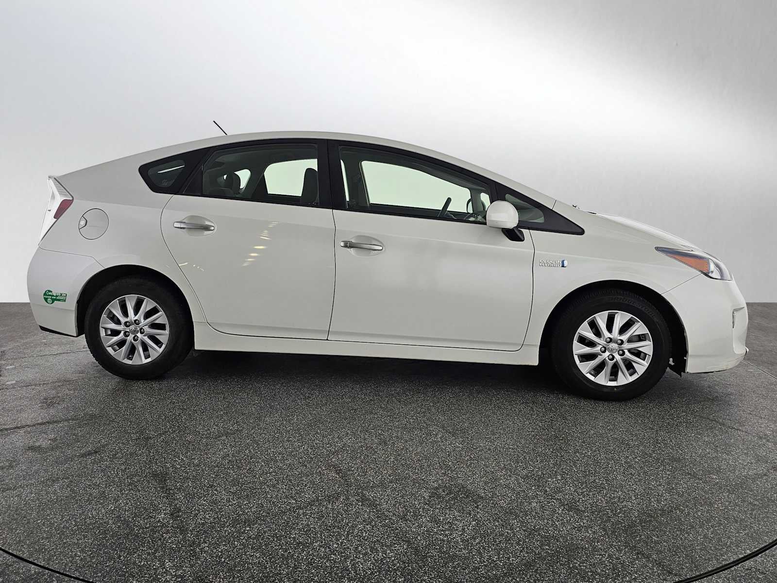 2012 Toyota Prius Plug-In 5dr HB (Natl)