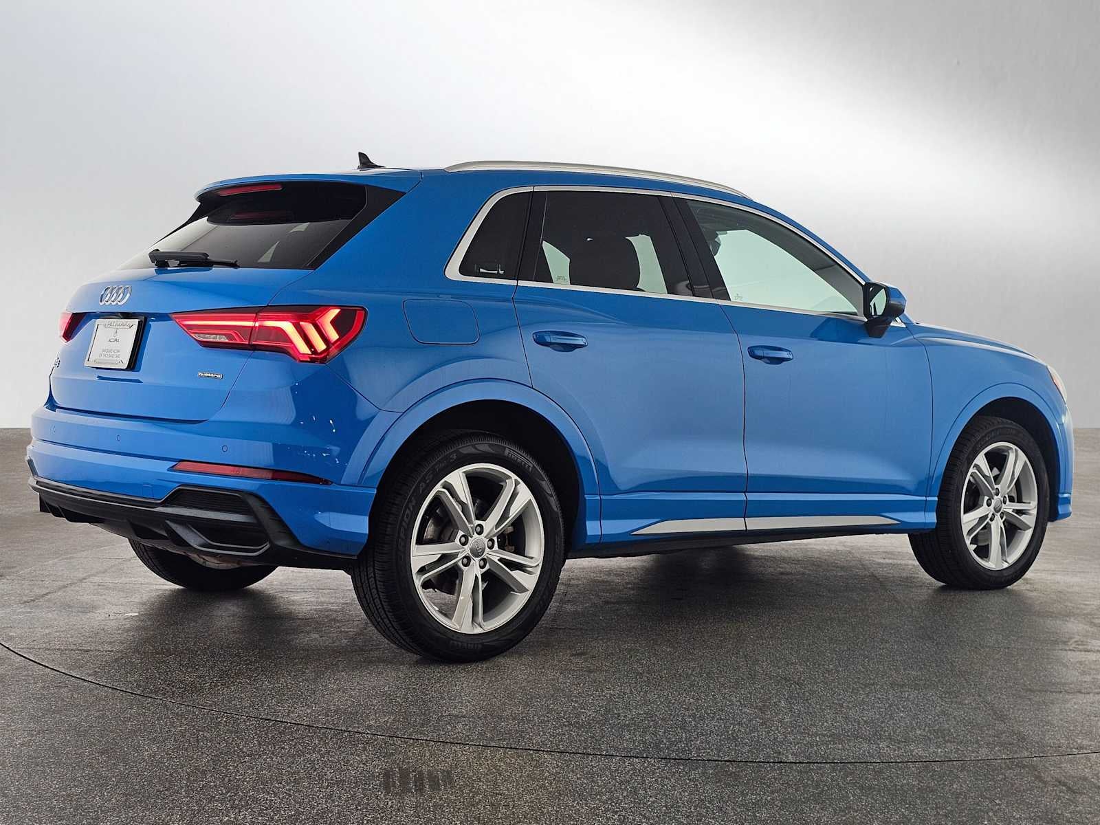 2020 Audi Q3 S line Premium