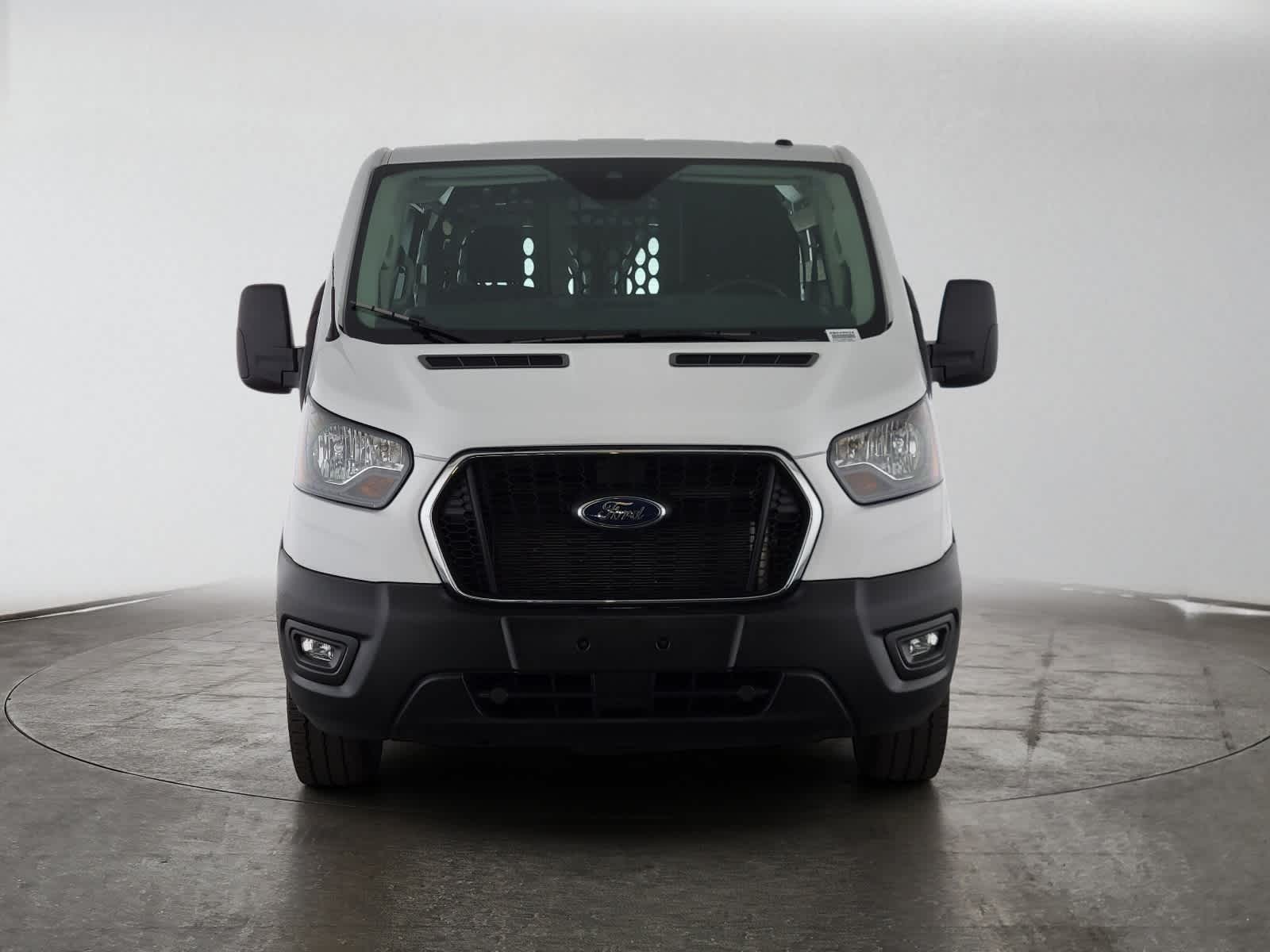 2025 Ford Transit Cargo Van T-250 130" Low Rf 9070 GVWR RWD