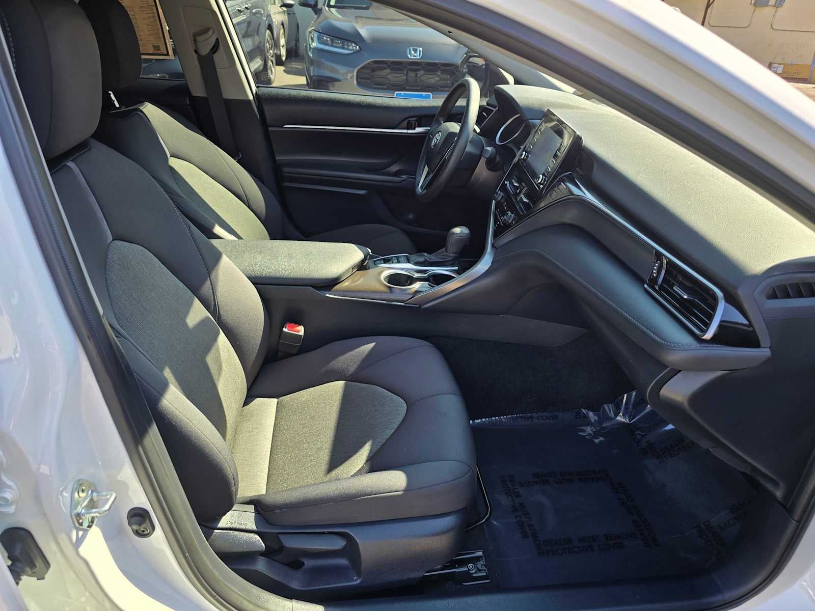 2024 Toyota Camry Hybrid LE