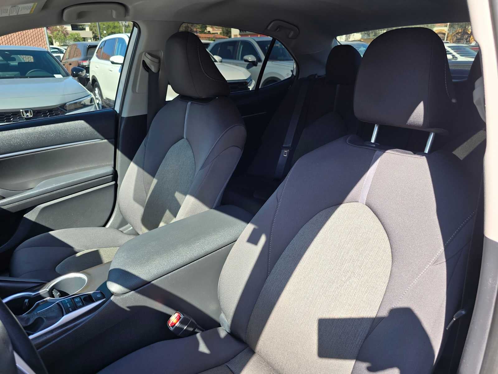 2024 Toyota Camry Hybrid LE