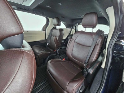 2022 Toyota Sienna Platinum