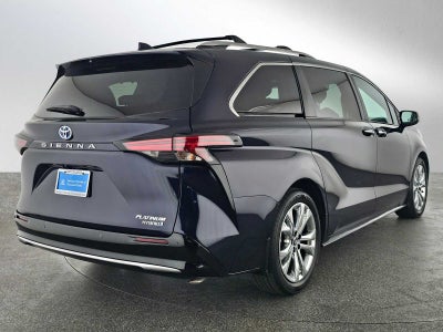 2022 Toyota Sienna Platinum