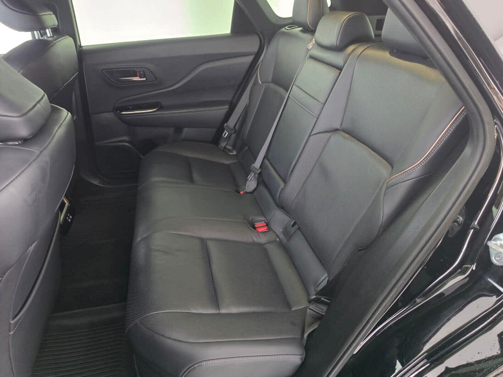 2025 Toyota Crown Signia XLE