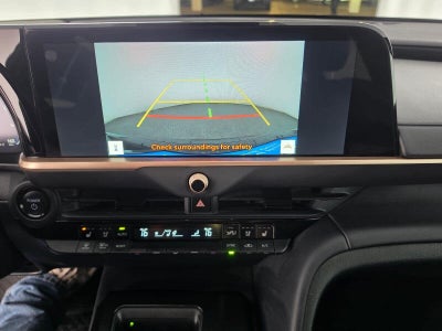 2025 Toyota Crown Signia XLE