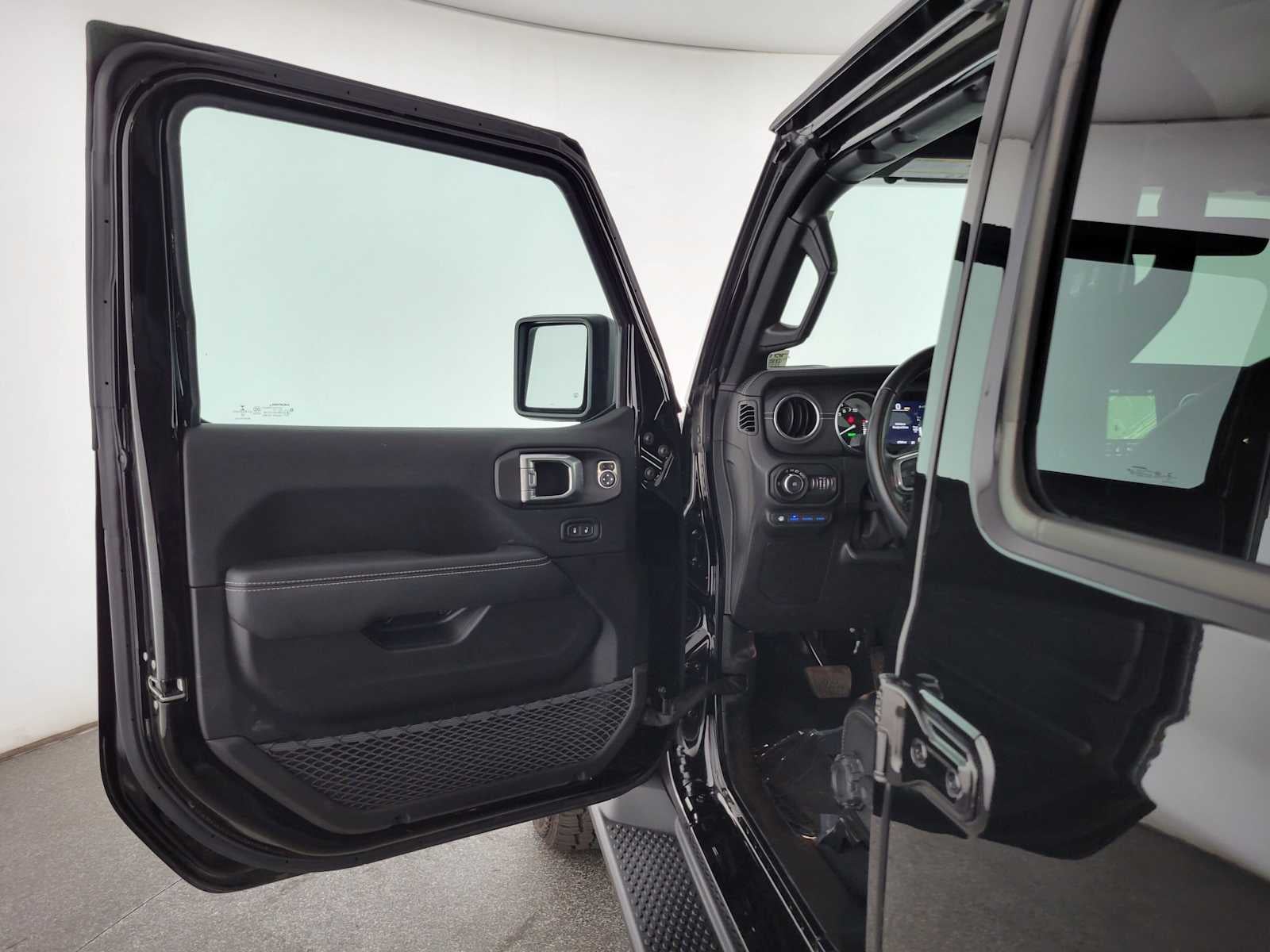 2022 Jeep Wrangler 4xe Unlimited Sahara