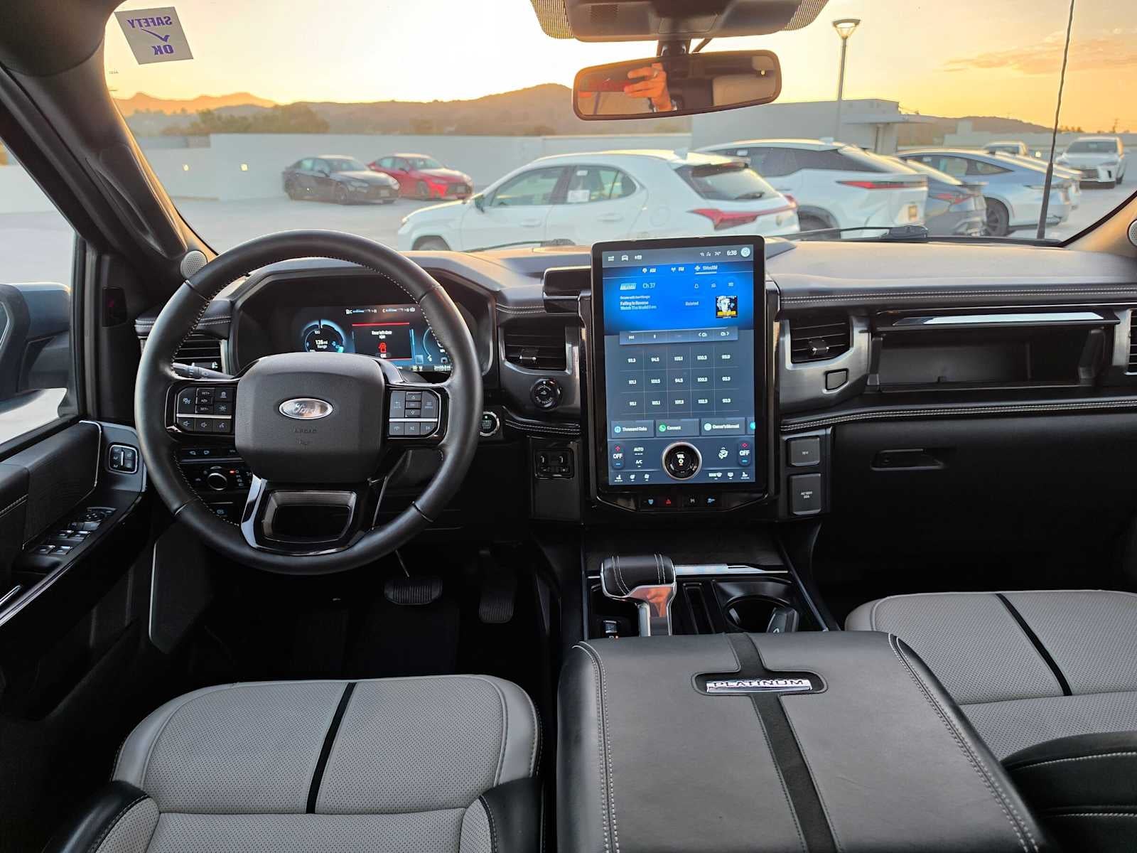 2023 Ford F-150 Lightning Platinum