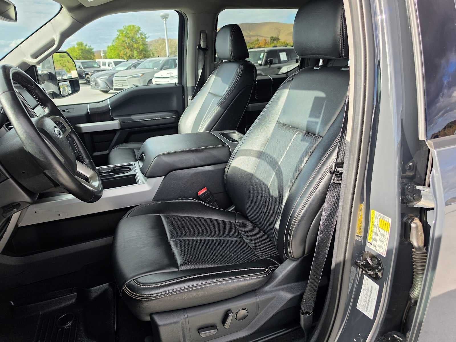 2021 Ford Super Duty F-250 Pickup LARIAT