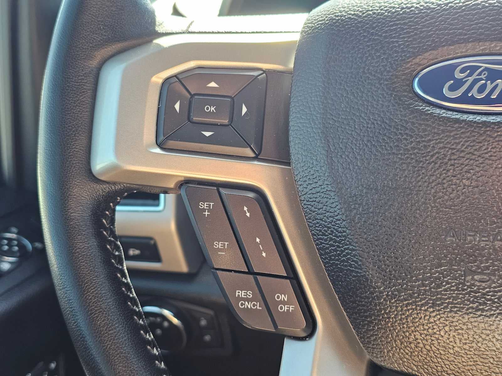 2021 Ford Super Duty F-250 Pickup LARIAT