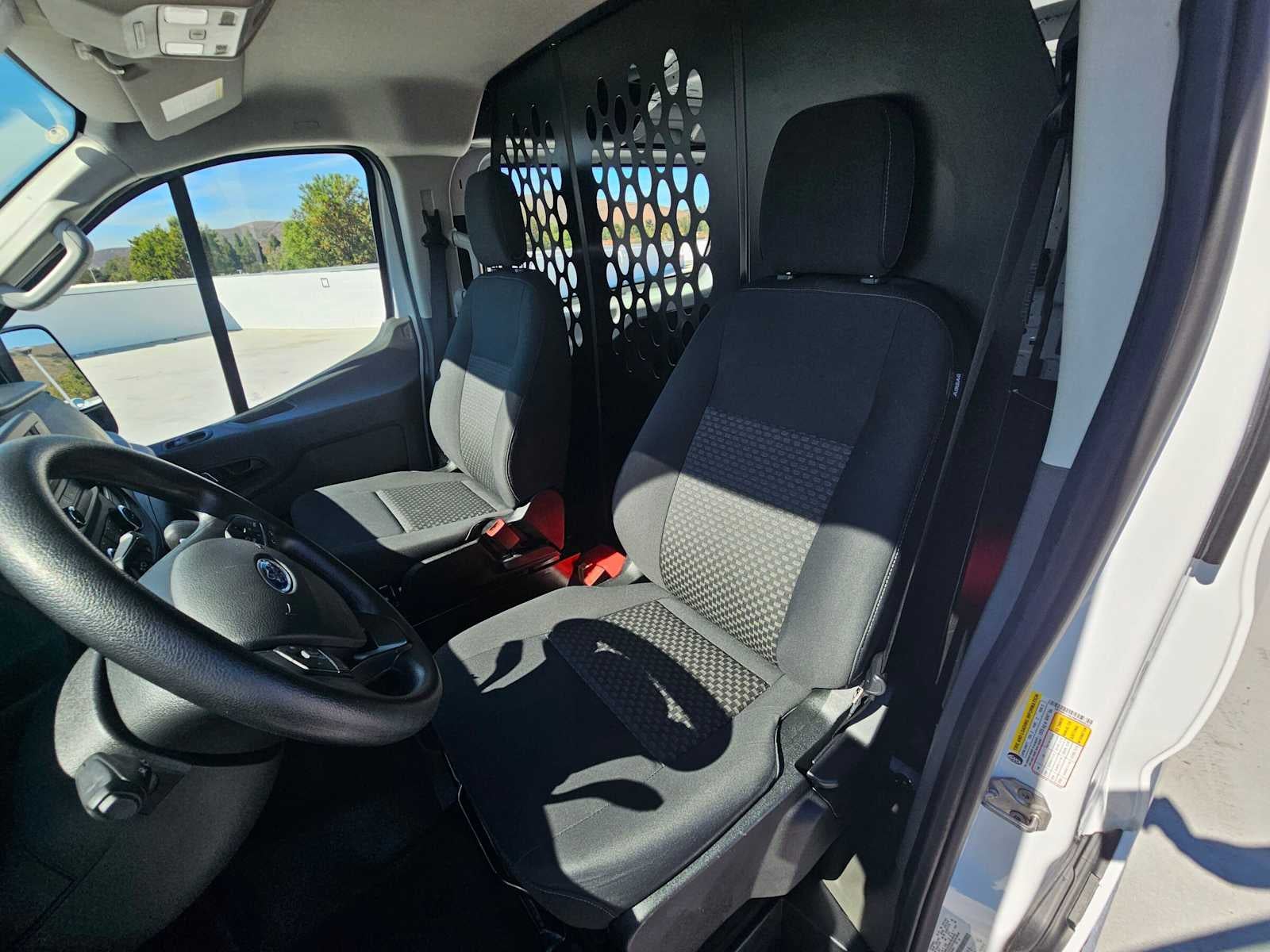 2025 Ford Transit Cargo Van T-250 130" Low Rf 9070 GVWR RWD