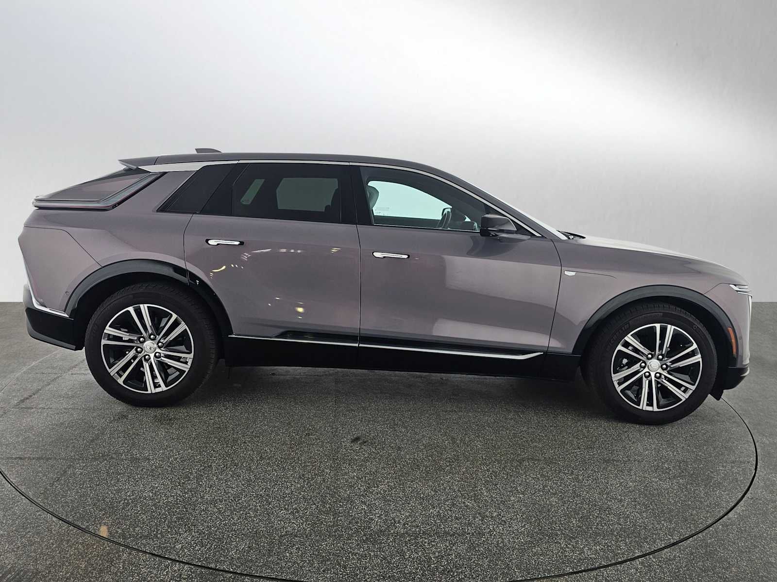 2025 Cadillac LYRIQ Luxury
