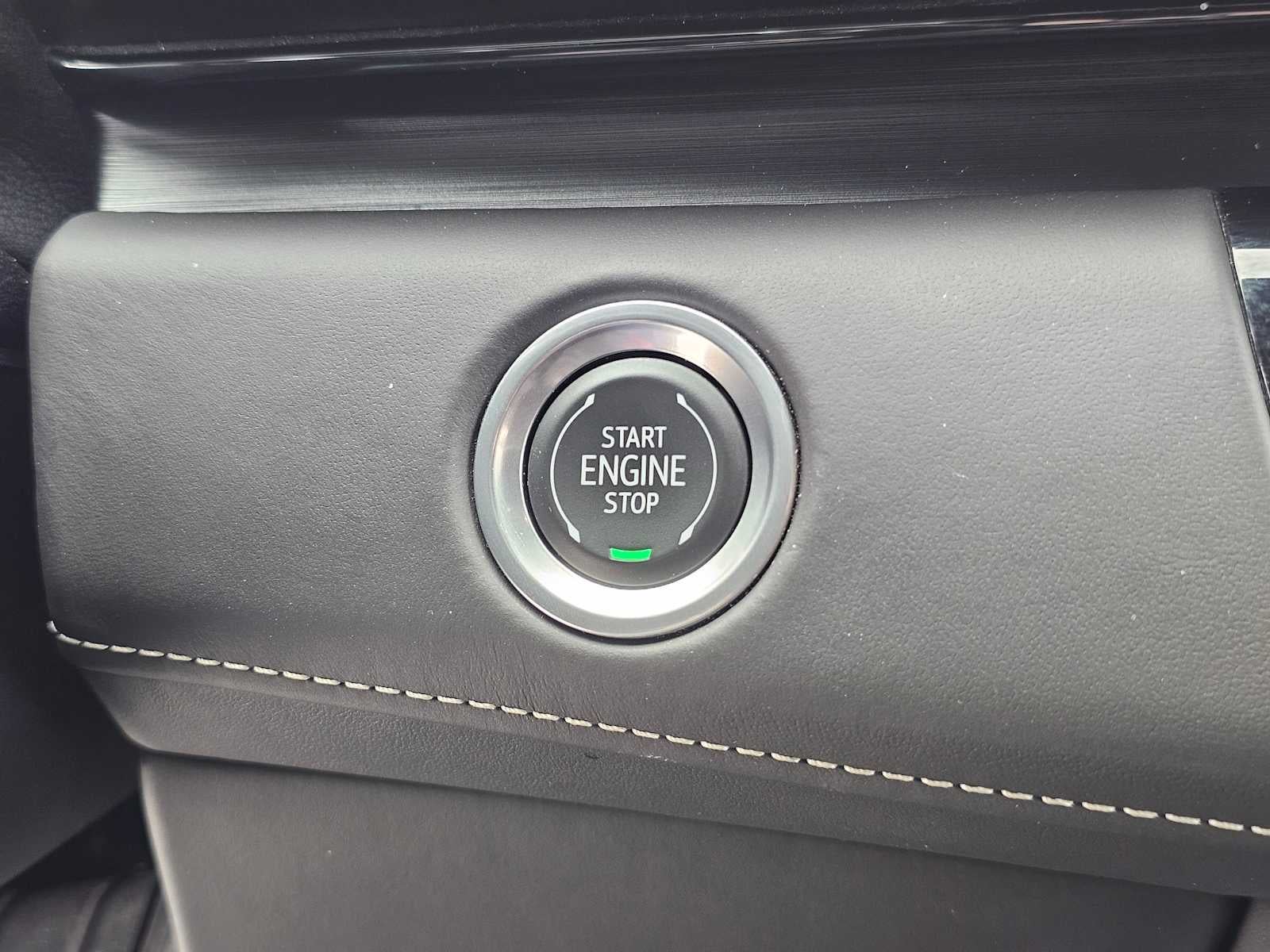 2024 Cadillac Escalade ESV 4WD Premium Luxury Platinum