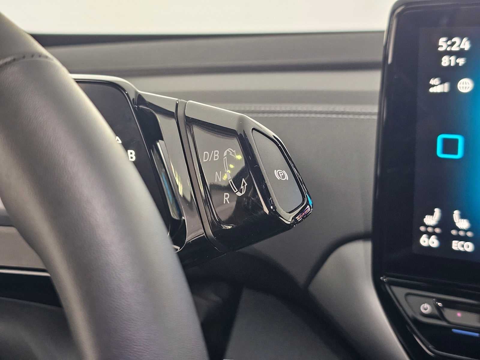 2024 Volkswagen ID.4 Standard