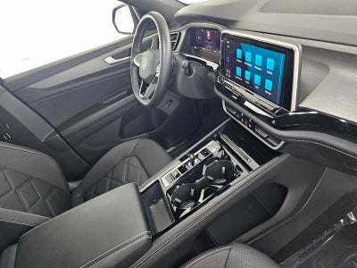 2025 Volkswagen Atlas Cross Sport 2.0T SE w/Technology