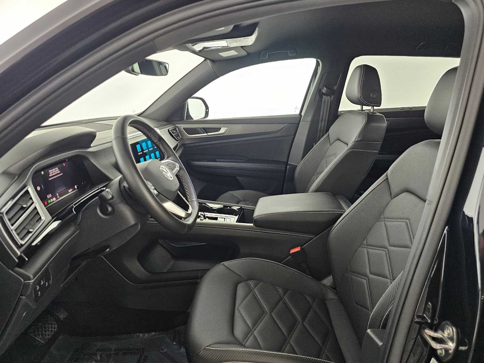 2025 Volkswagen Atlas Cross Sport 2.0T SE w/Technology