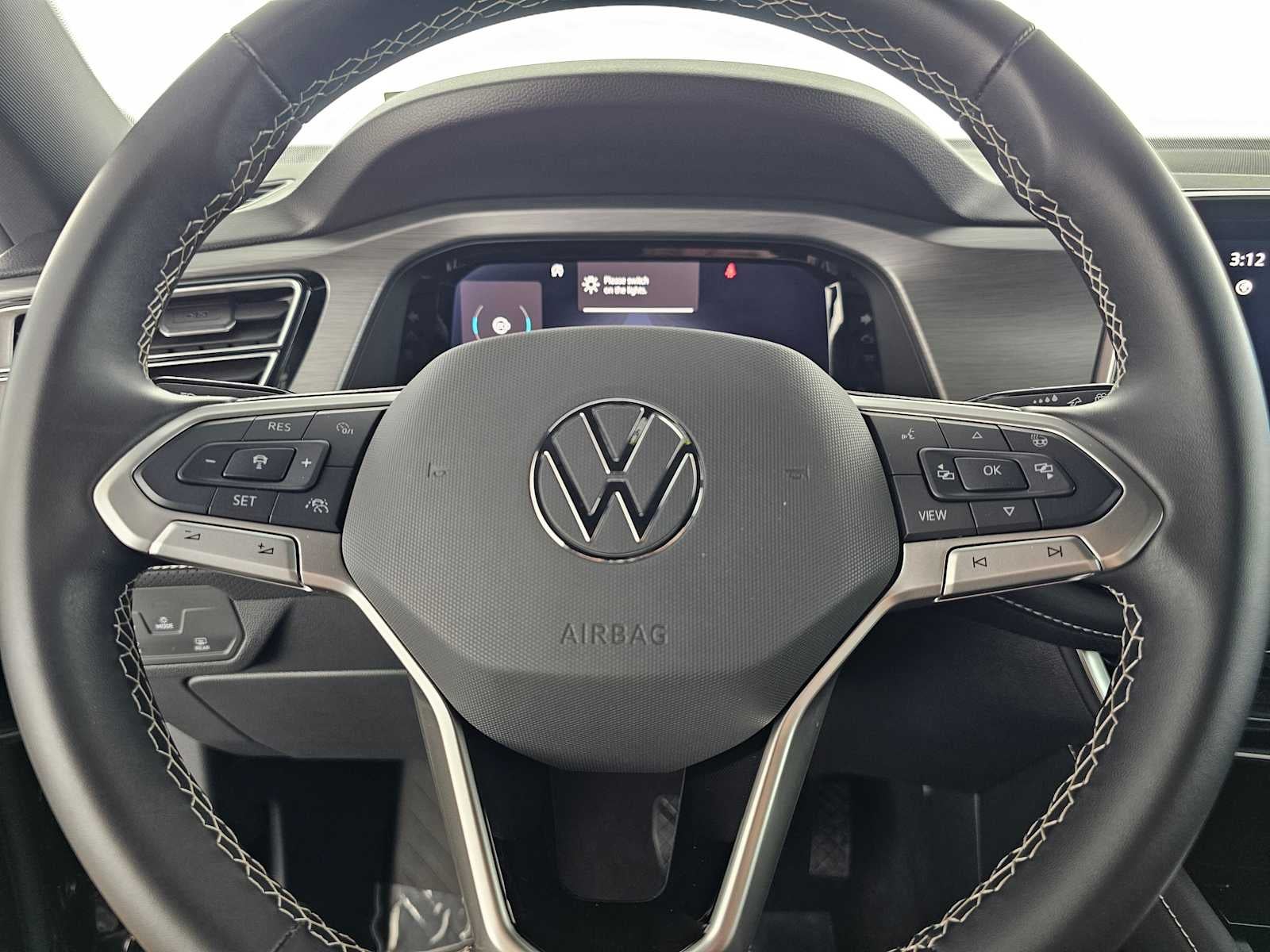 2025 Volkswagen Atlas Cross Sport 2.0T SE w/Technology