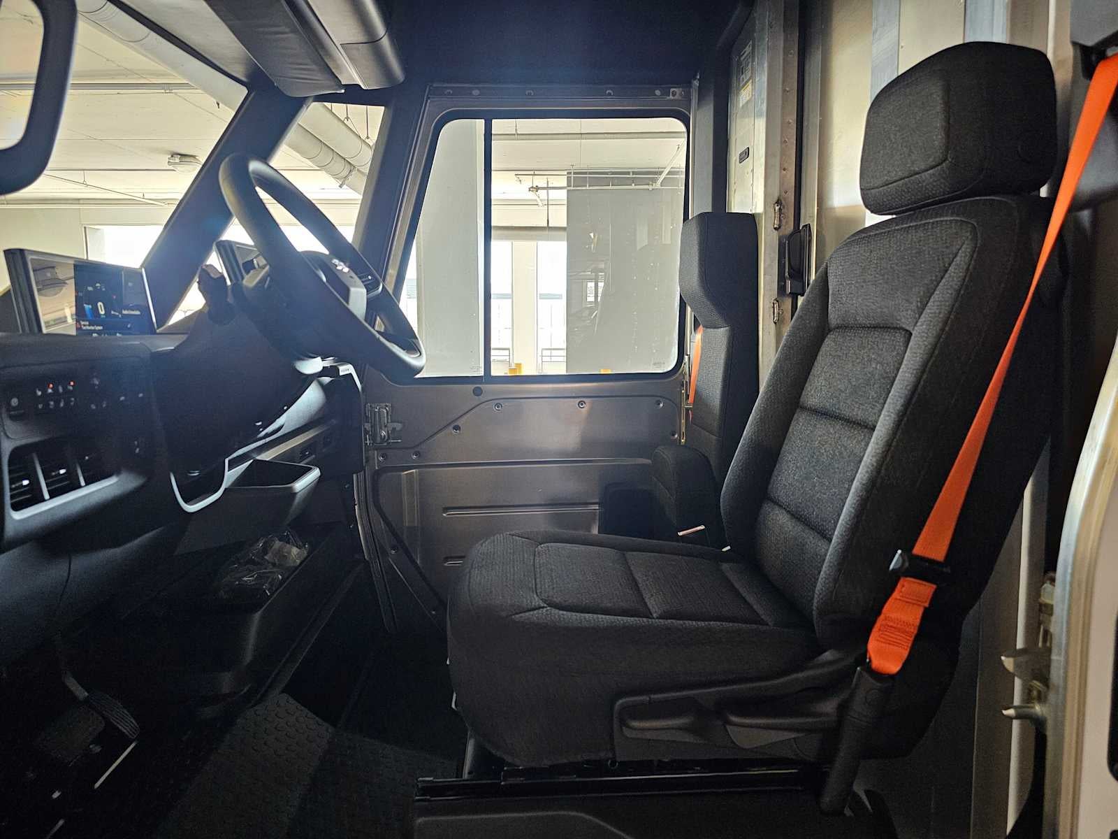 2025 Chevrolet BrightDrop 400 eFWD 400