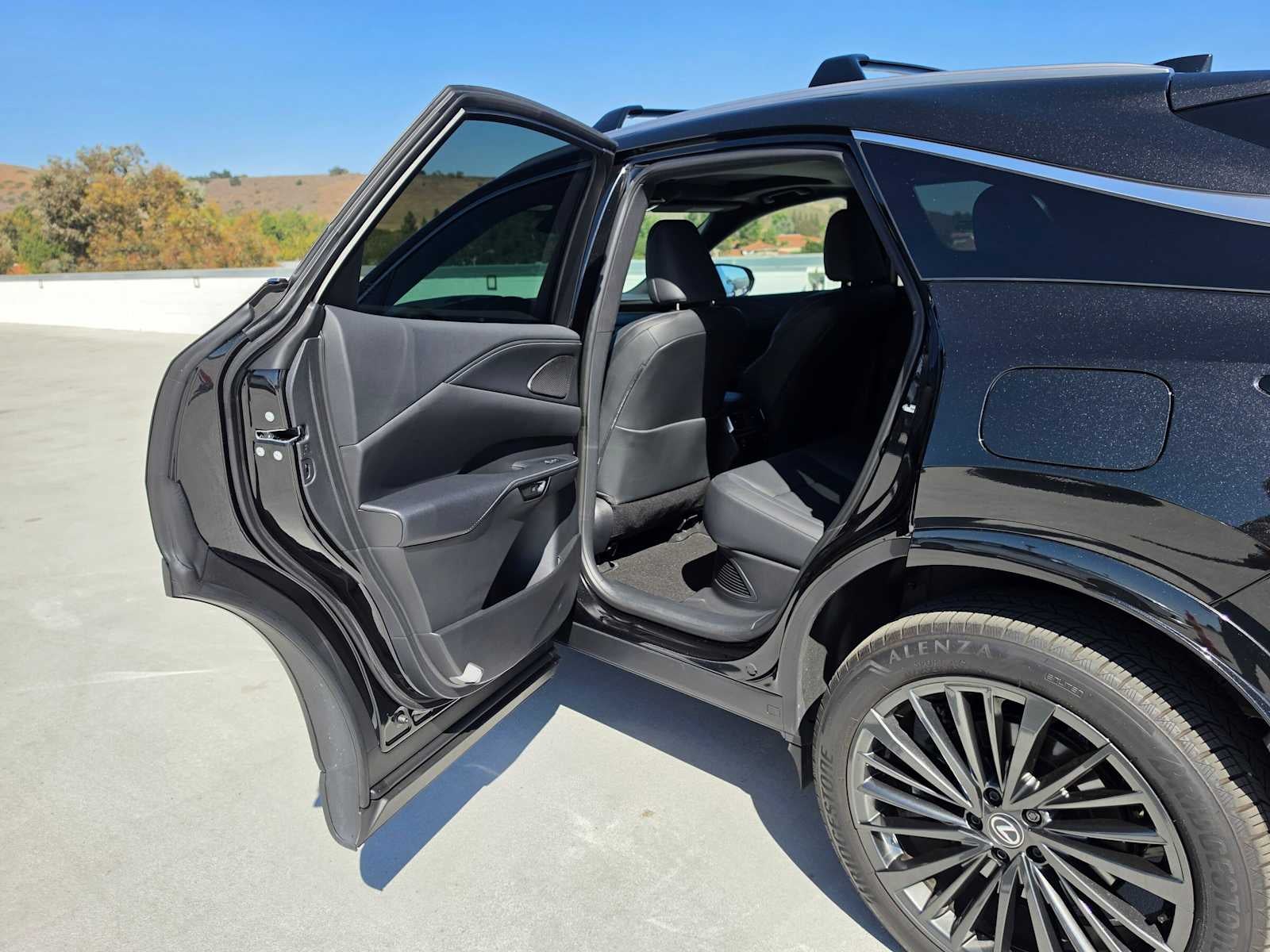 2025 Lexus RX 350h Premium