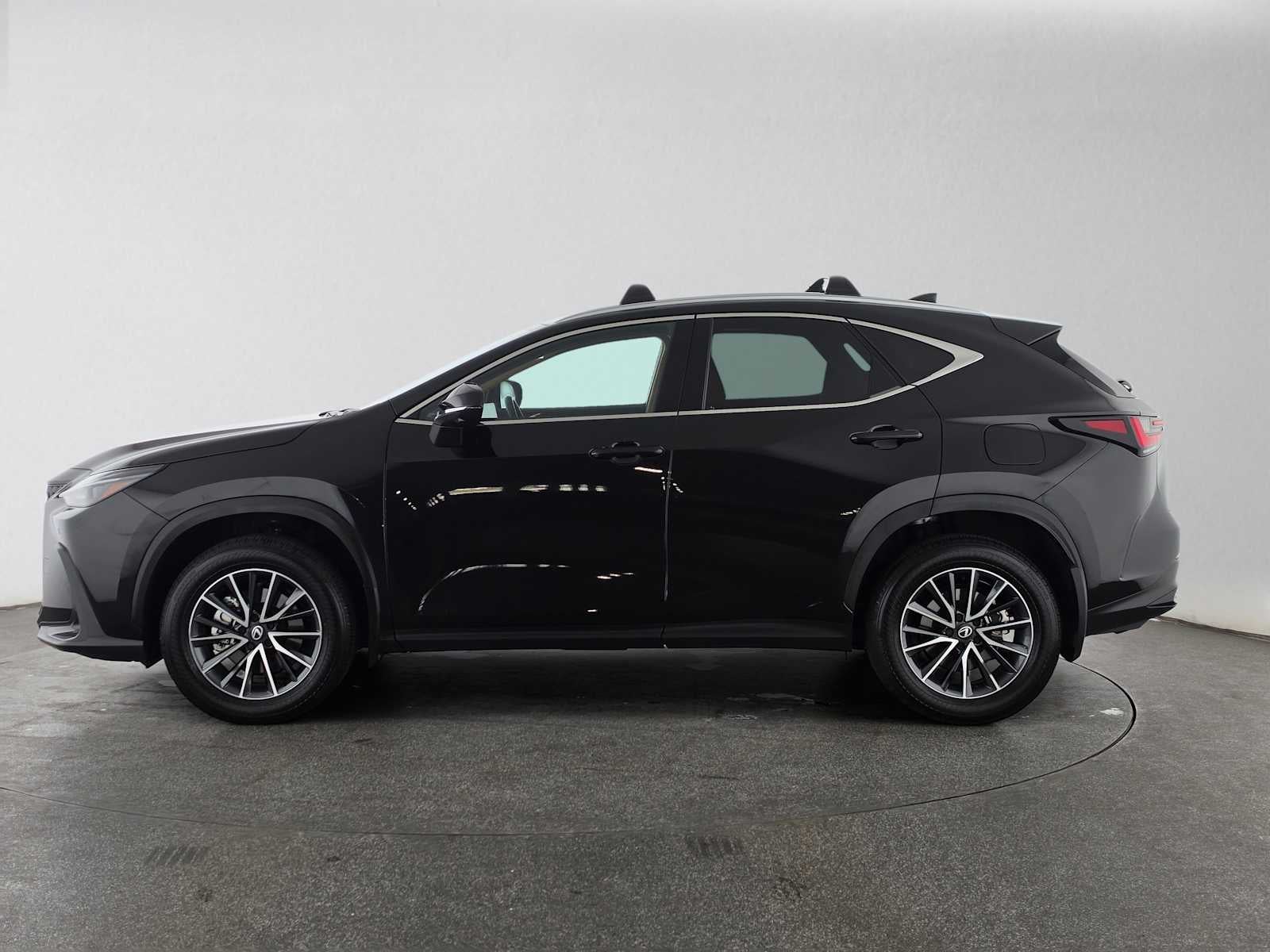 2026 Lexus NX 350h Premium