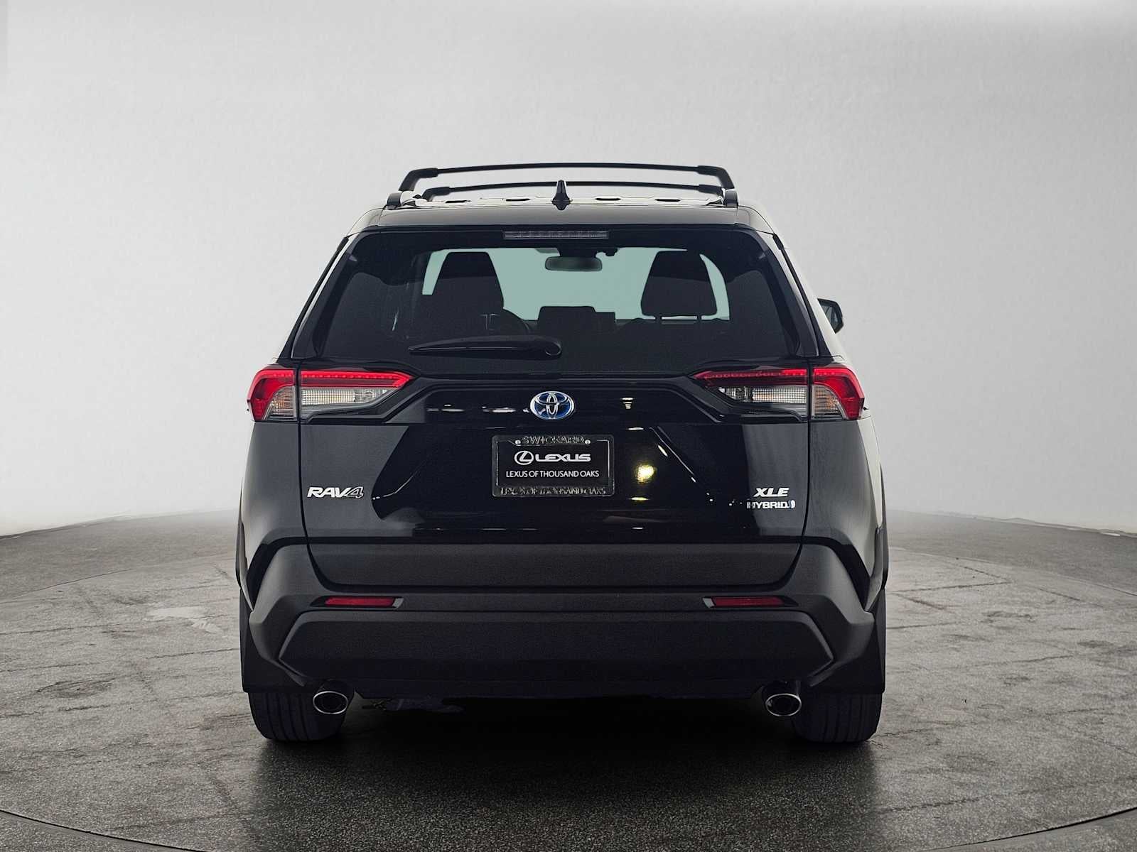 2020 Toyota RAV4 Hybrid XLE