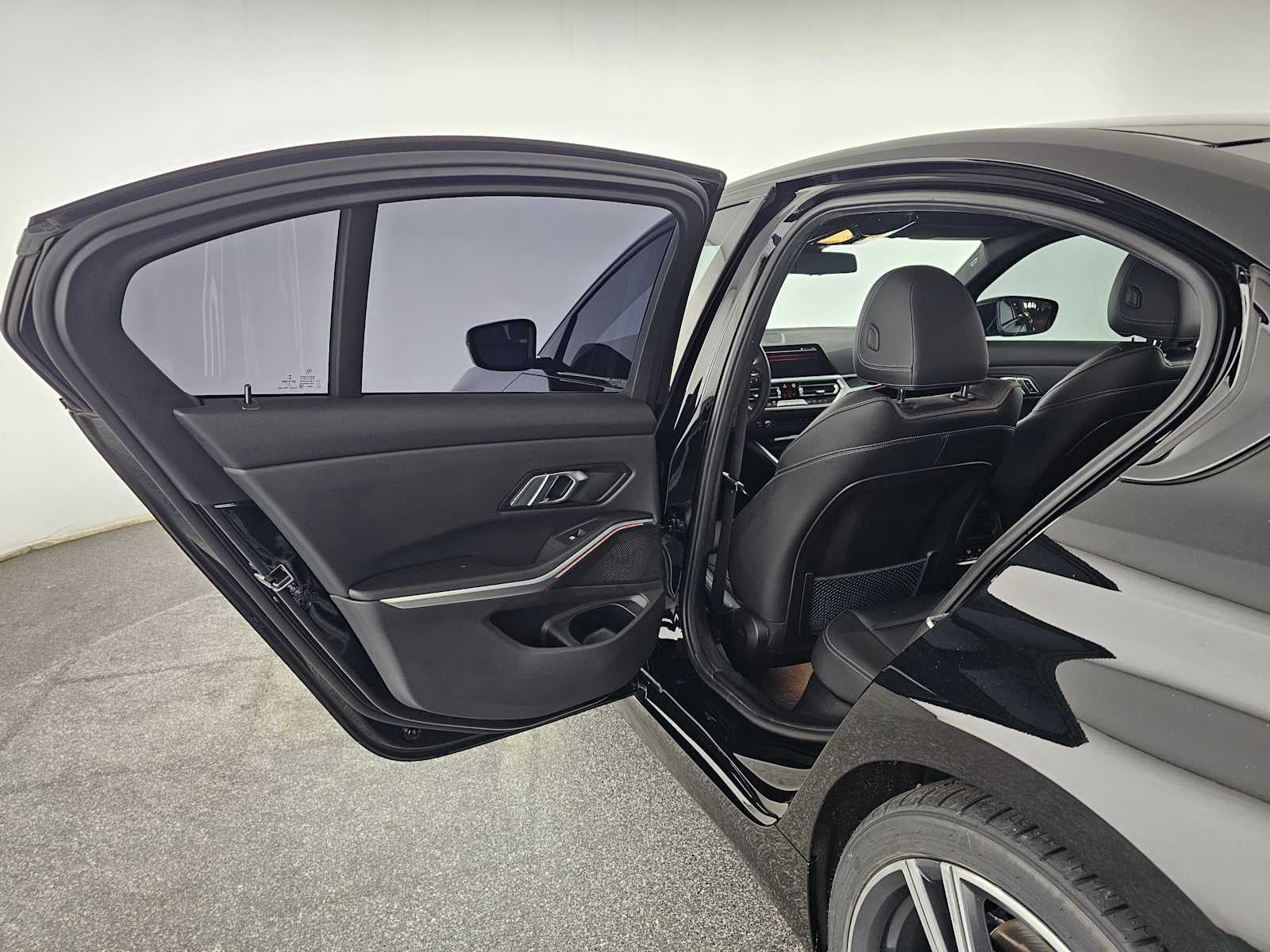 2022 BMW 3 Series 330i