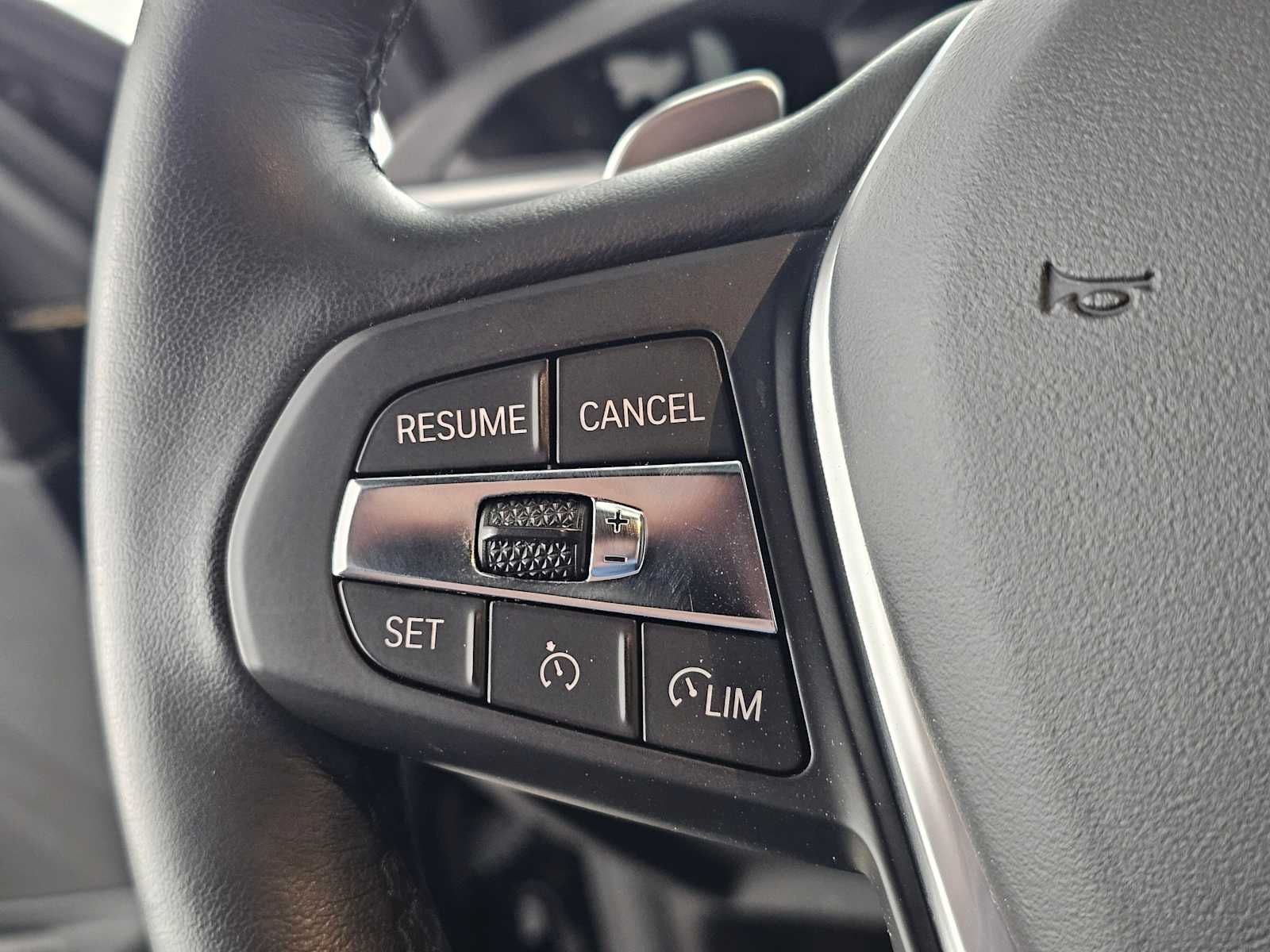 2022 BMW 3 Series 330i