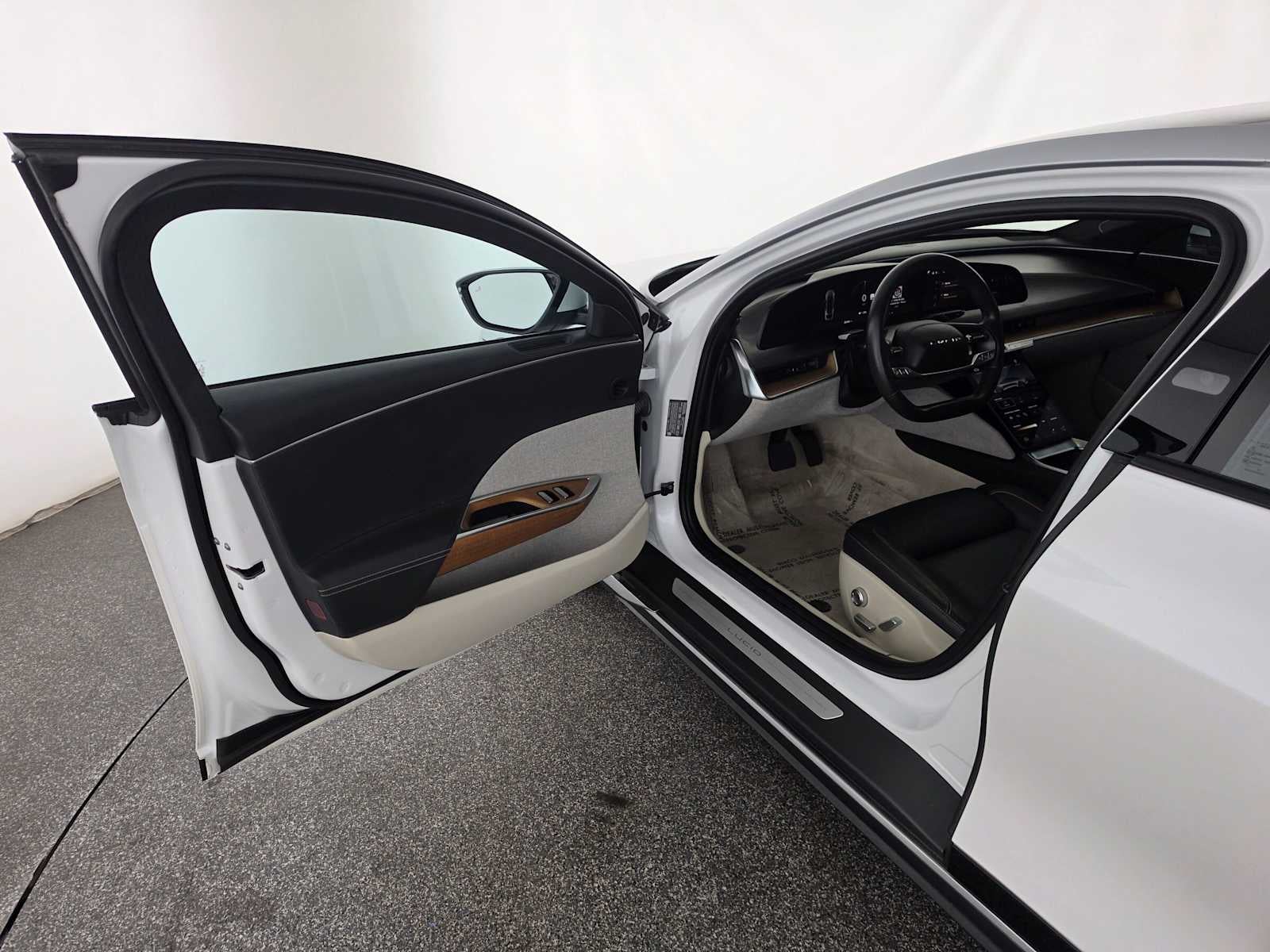 2023 Lucid Air Touring