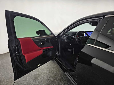 2023 Lexus ES 350 F SPORT Handling